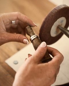 Join Top Silver Jewelry Workshops and create your own jewelry in Bali. Experience silversmithing guided by expert local artisans in Uluwatu Bali