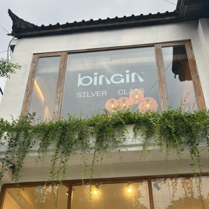 Front view of Bingin Silver Class studio in Bali, one of the Top Silver Jewelry Workshops known for its beautiful architecture and creative silver-making experiences.